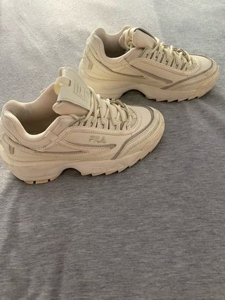 Zapatillas Fila Beige Mujer