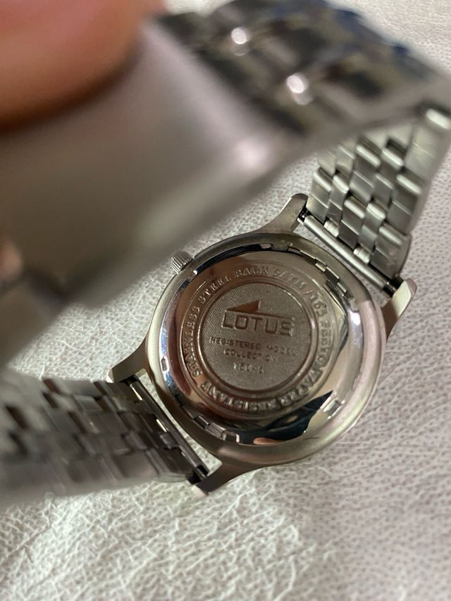 Reloj Lotus Acero Inoxidable Cuarzo