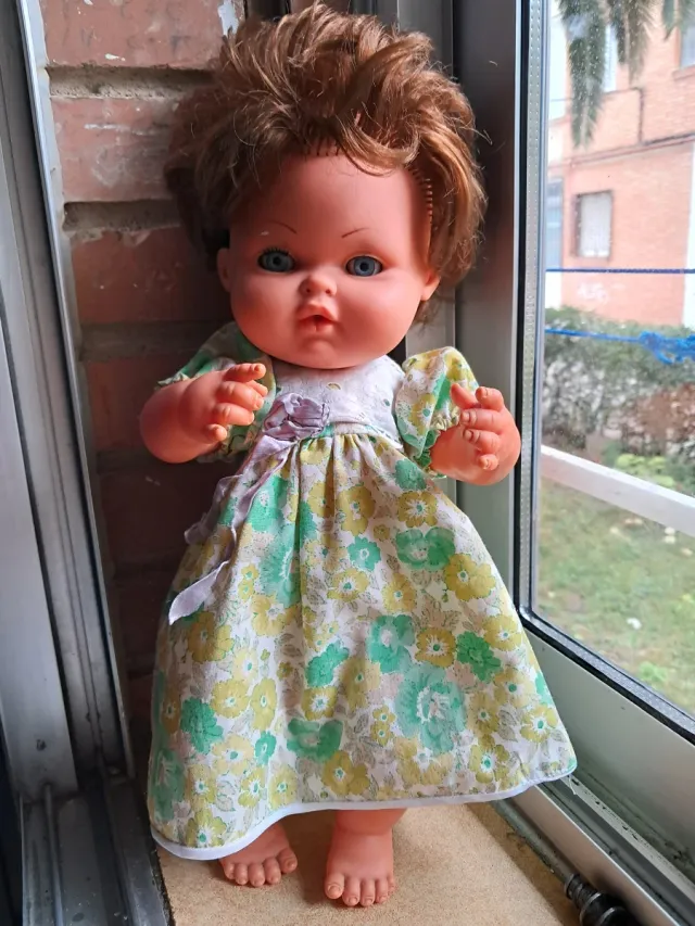 Muñeca antigua cuerpo de goma 38 -40 cm