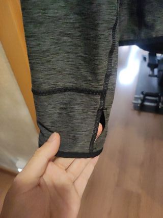 Sudadera New Balance gris