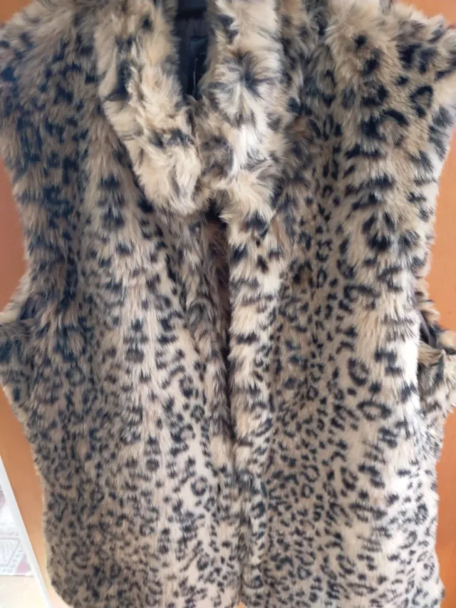 Chaleco pelo.Talla 38-40
