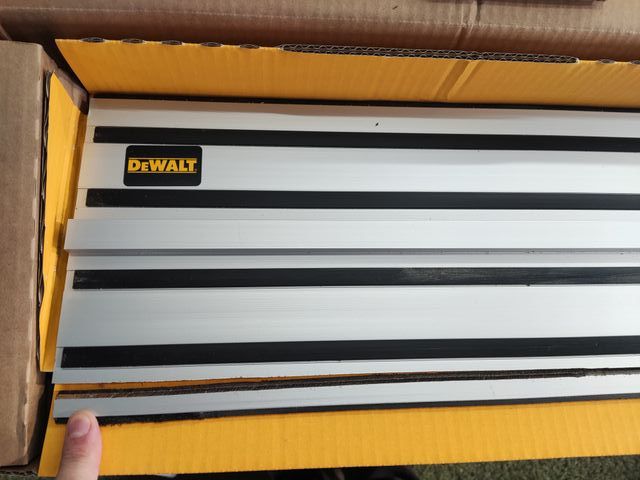 DEWALT Raíl Guía 1m para Fresadoras y Sierras 