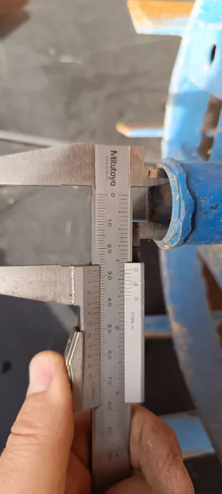 Juego aporcador y ruedas metálicas