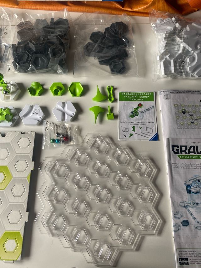 Gravitrax Starter Set 8-99 Componentes