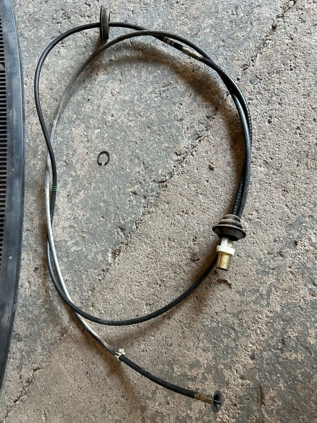 VIERTE AGUAS CABLE CUENTA KM DE FORD SIERRA 2.0