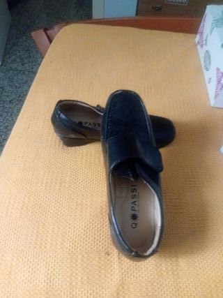 Zapatos de tacón negros talla 36