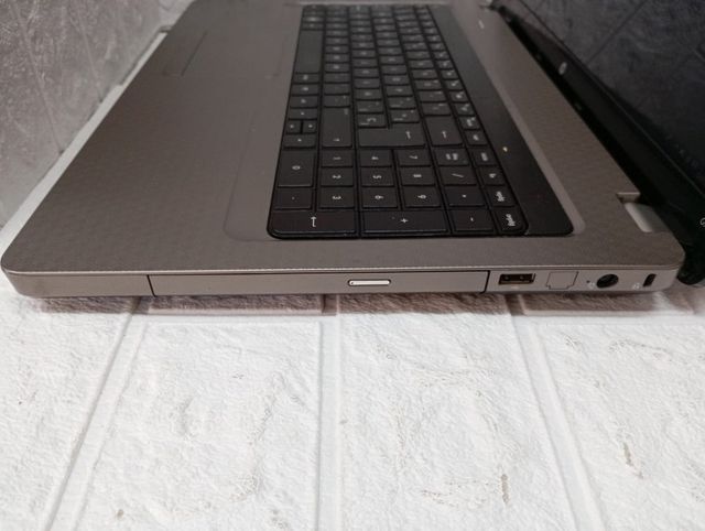 Portatil HP G72-B30SS (1717)