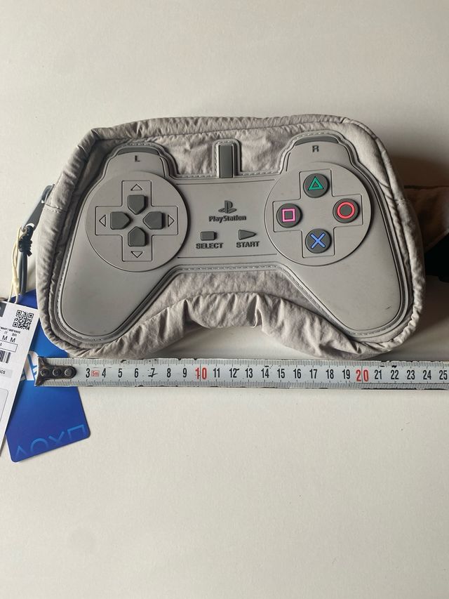 Riñonera PlayStation M