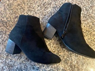 Stivaletti neri donna