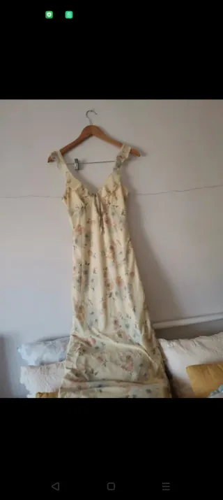 Vestido longo floral amarelo