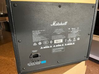 Guitarra Yamaha Pacifica + Amplificador Marshall