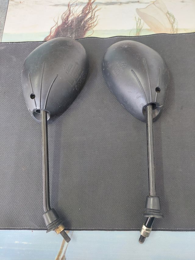 Specchietti per moto Daelim