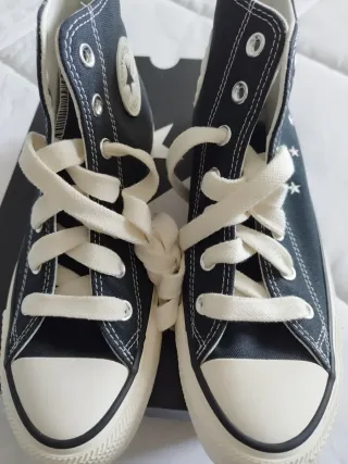 Converse All Star Negras Talla 38 Estrellas