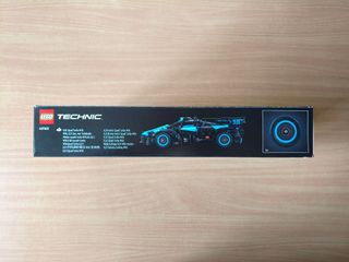 Auto blu Bugatti Agile LEGO Technic 42162