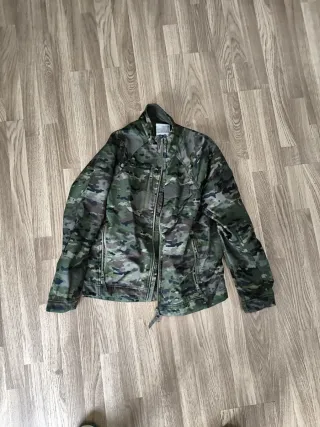 Chaqueta militar camuflaje Talla M