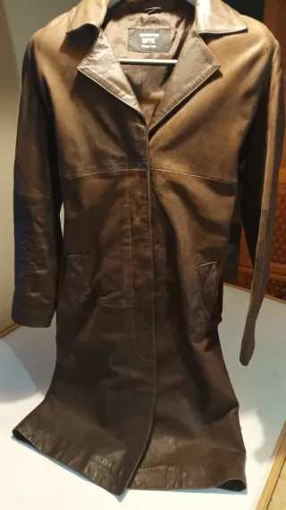 Gabardina Pele Castanha Tamanho M