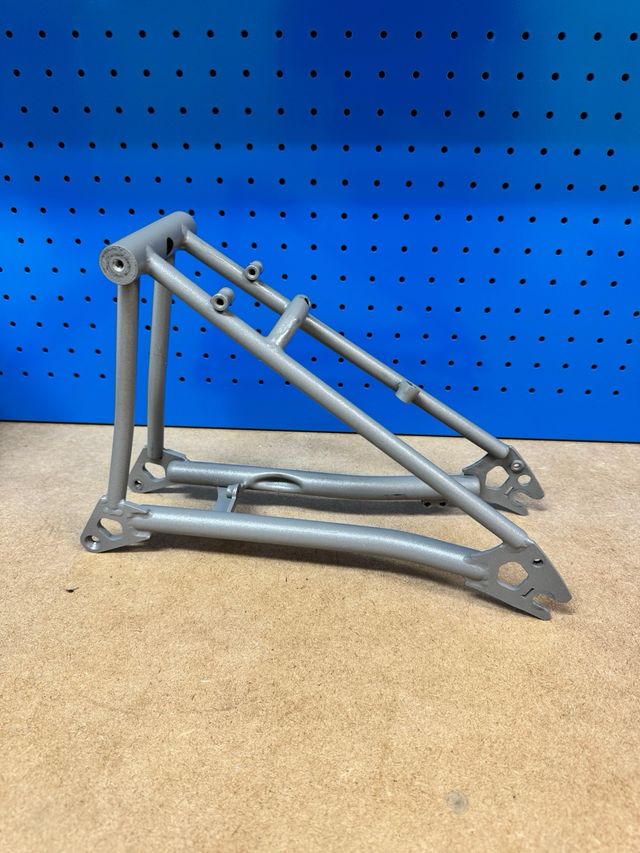 Basculante Titanio Brompton P Line CHPT3 V4