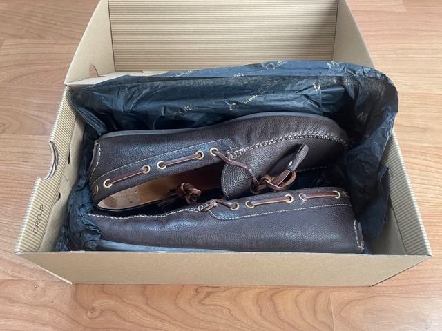 Zapatos Massimo Dutti Piel Marrón. Usado una vez.