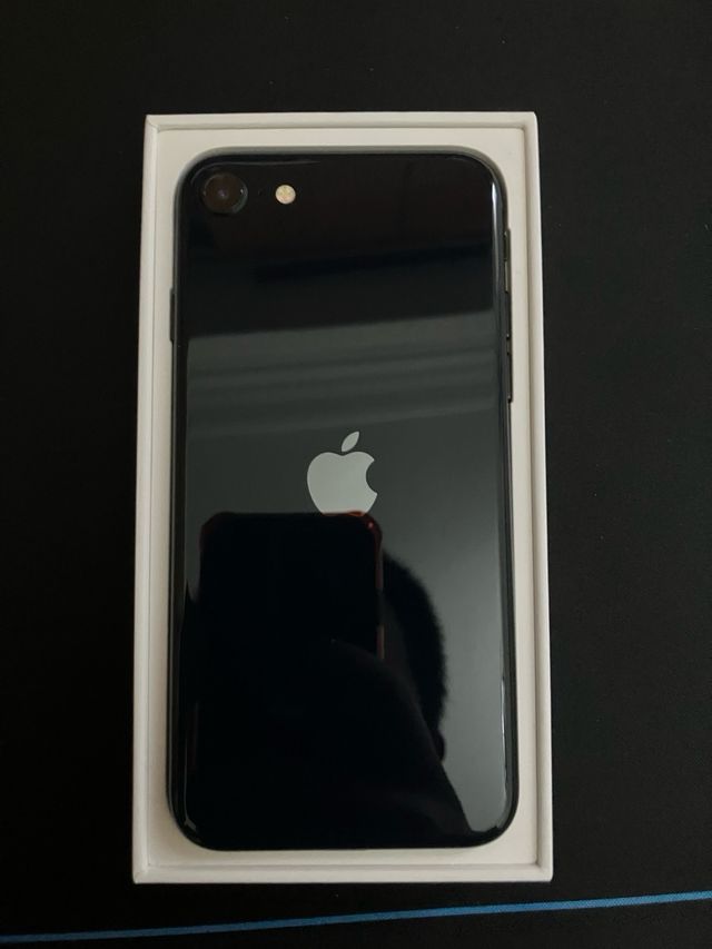 iPhone SE 2022 64GB Batería 100%