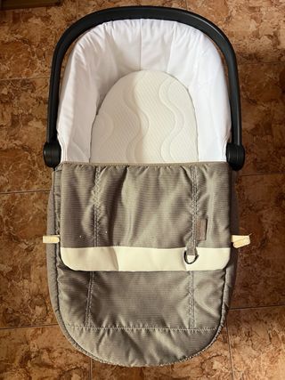 Carro bebé Peg-Pérego con 3 piezas.