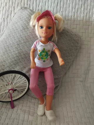 Nancy Muñeca Un Día en su Bici