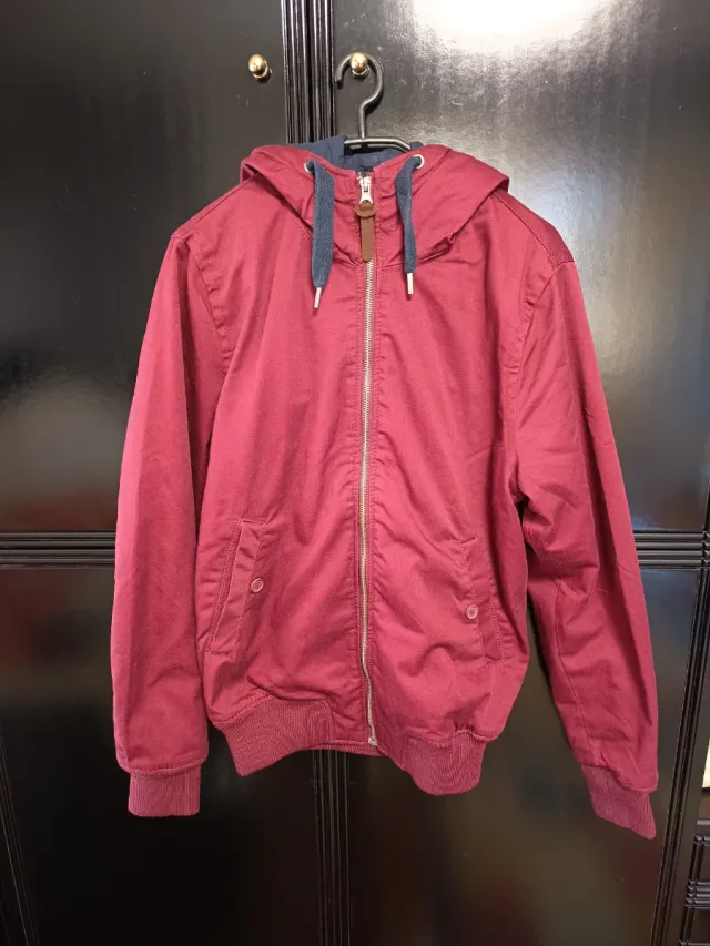 Chaqueta H&M con capucha