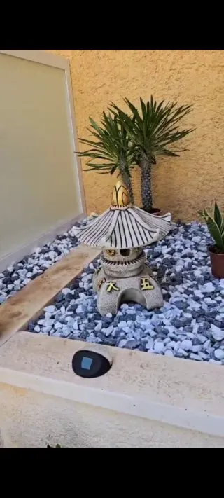 Farol Chino Jardín exteriores y interiores