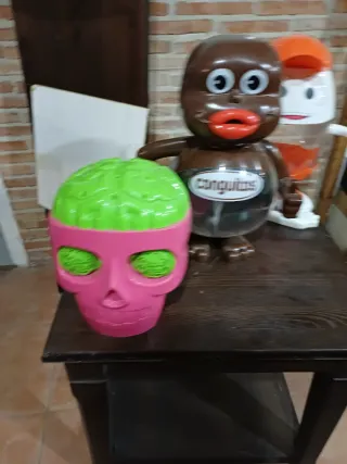 3 expositores de golosinas Conguitos Kinder