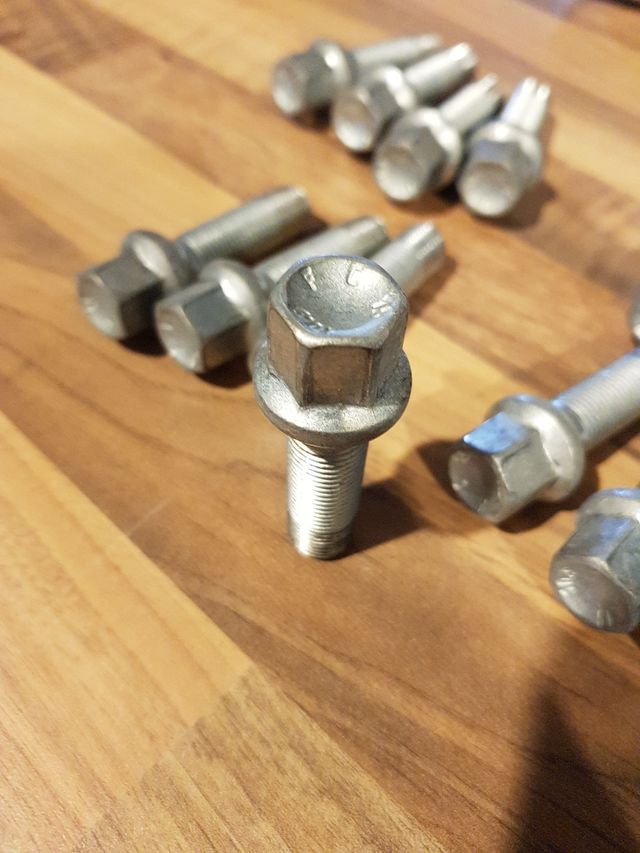 Viti M14 x 1,5 x 45 mm (set di 16)