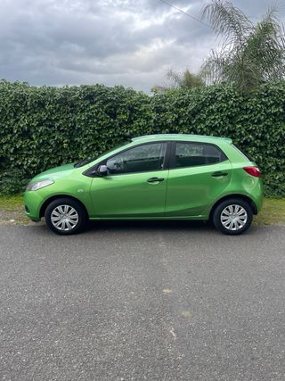 Mazda 2 ITV recién pasada 2008, 120.000 KM