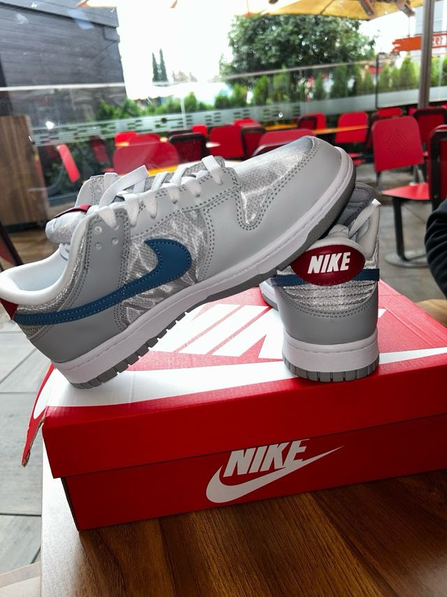 Nike Dunk Low QS Metallic Silver Talla 40