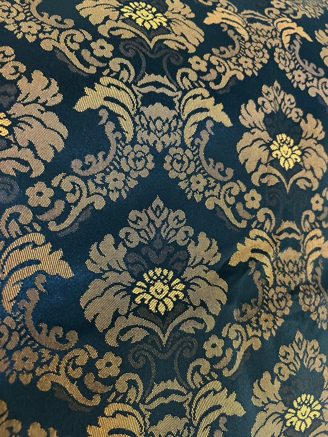 Corte de tela reversible ocre negro falda fallera 