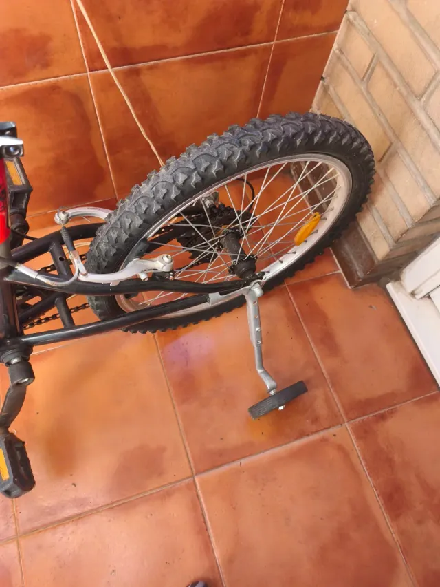 Bicicleta BMX Roja