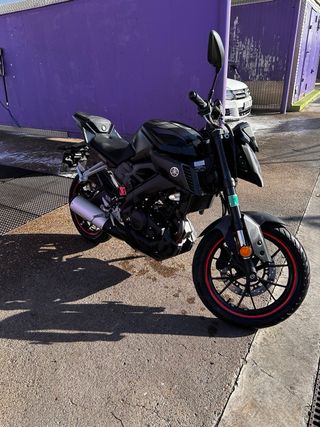 Yamaha MT-125 Negra