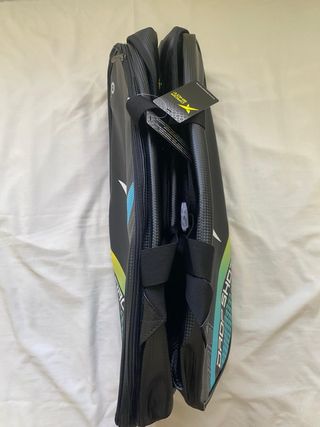 Paletero Drop Shot Negro con Diseño Azul y Negro 