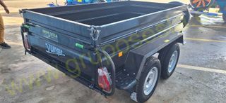 REMOLQUE TANDEM TURISMO CON RAMPAS Y BASCULANTE