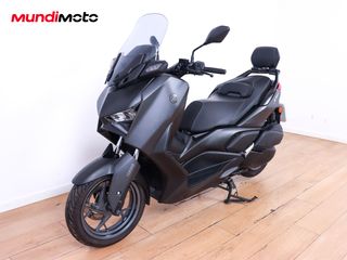 YAMAHA X-MAX 300