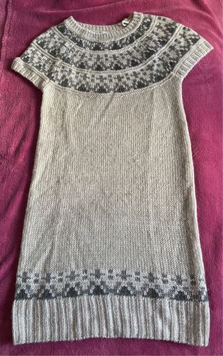 Vestido gris de punto y manga corta talla S