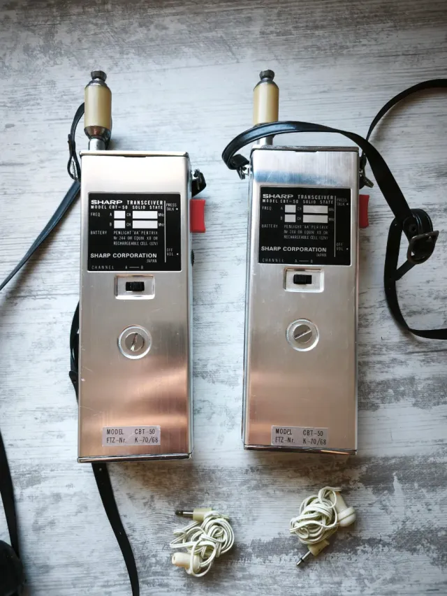 Walkie talkie Sharp Twincomm 50