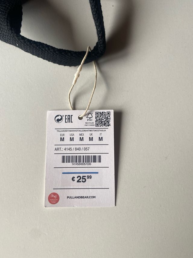 Mochila Morada y Negra