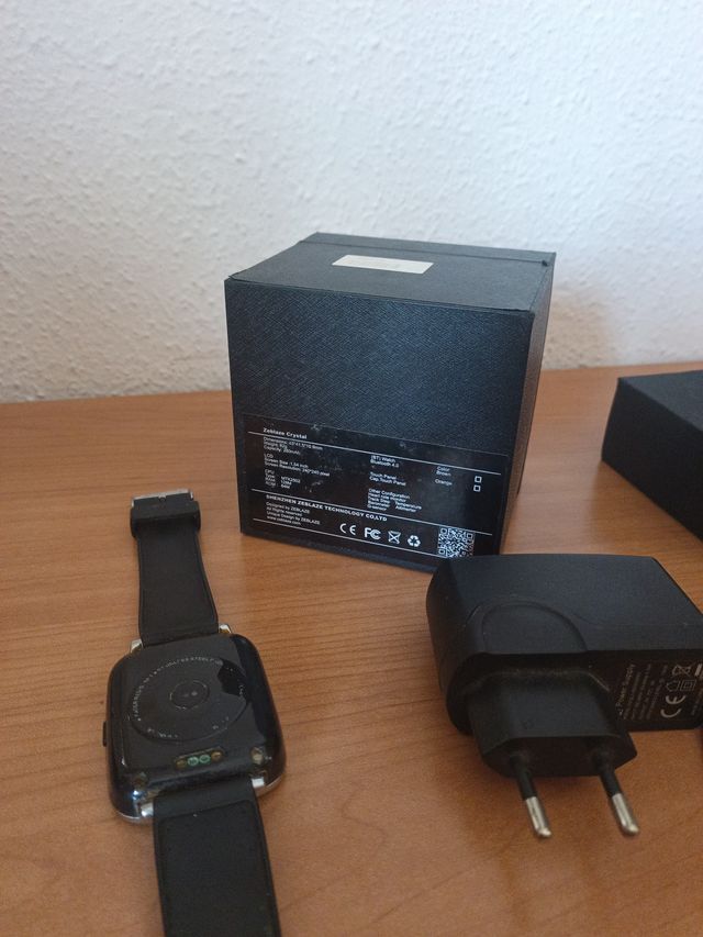 Reloj Zeblaze Crystal Plata - Piezas