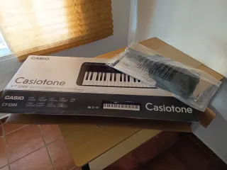 Teclado Casio CT-S300