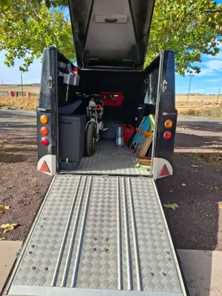 Alquiler remolque cerrado aerodinamico