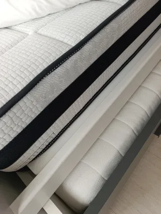 CAMA TREN+ COLCHONES+ COLCHONES DE LATEX + EDREDON