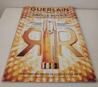 Revista ¡Hola! Isabel II, Una Reina de Leyenda