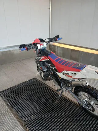 Aprilia Rx 125 2 tiempos