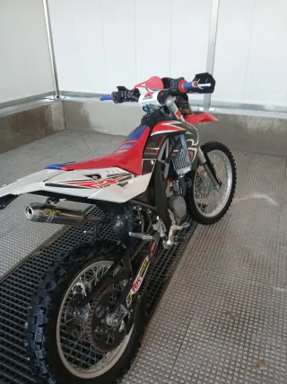 Aprilia Rx 125 2 tiempos