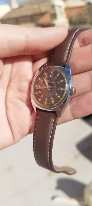 Reloj Raketa Vintage Cuerda Manual