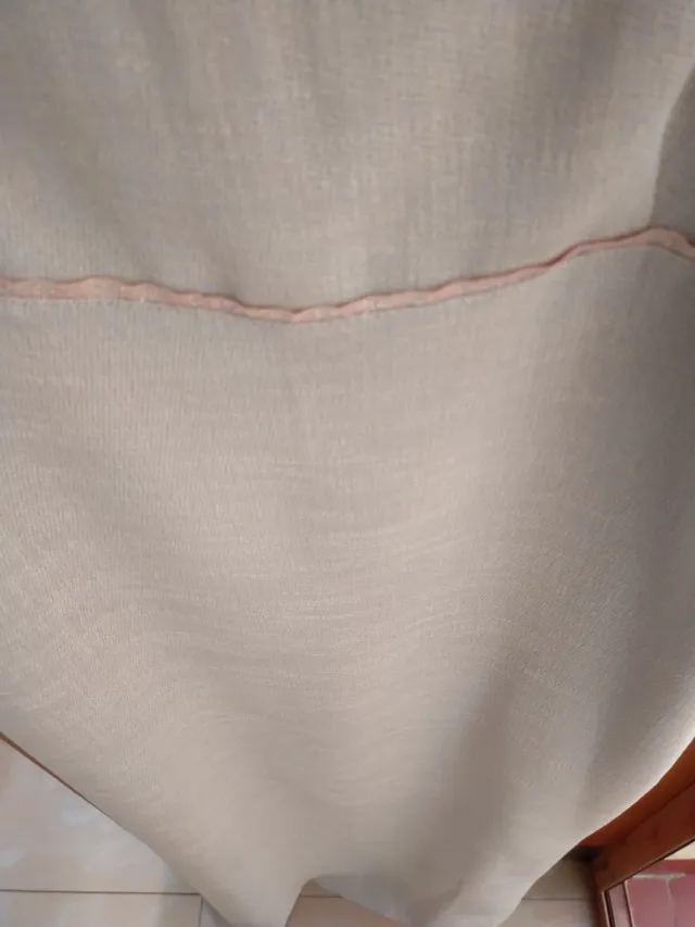 Vestido largo beige verdoso. Talla 44