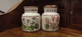 Coppia vasetti ceramica spezie